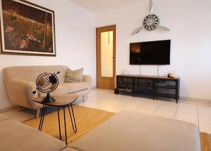 Apartment Sailors - 3 Min To Pula